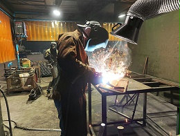 手工焊接+等离子切割烟尘的一种解决方案